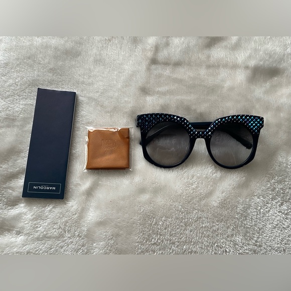 MCM sunglasses New in case - Picture 5 of 13